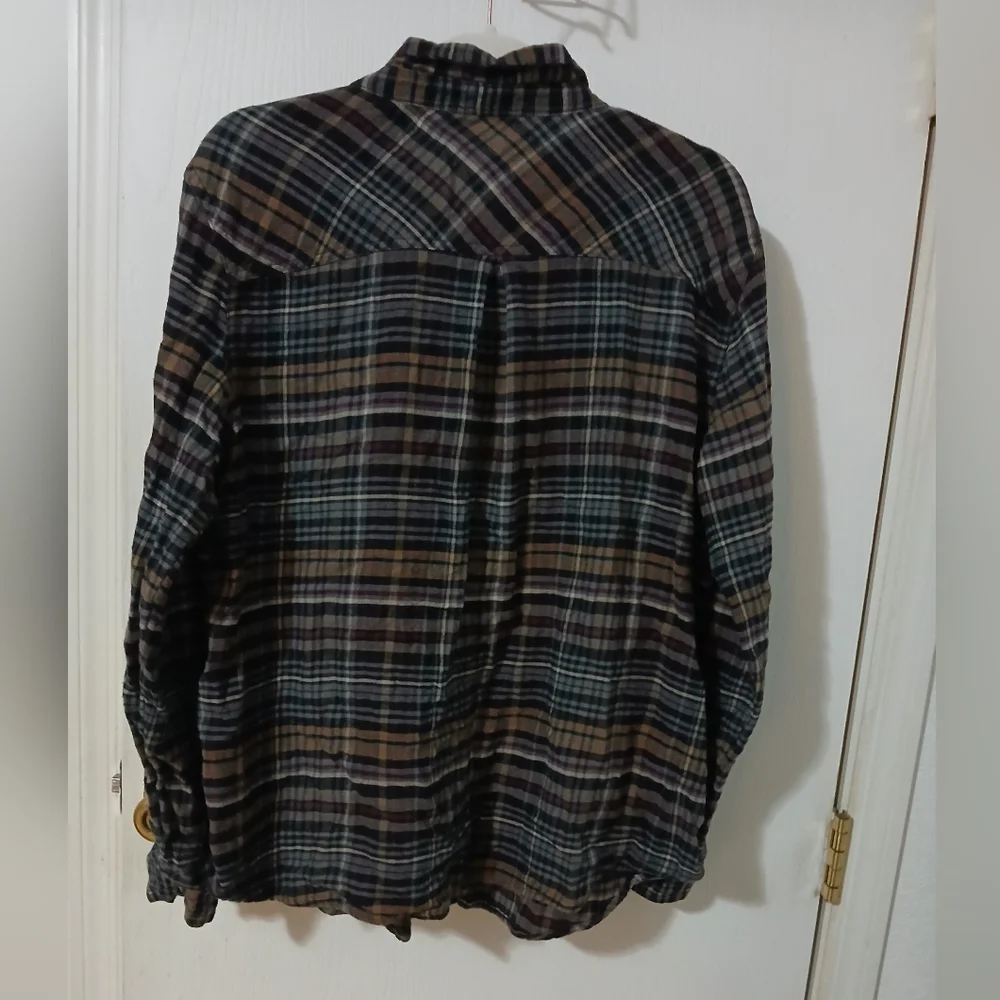 Maurices Woman Casual Plaid Buttondown Shirt - Black, Brown, Burgady XL - Picture 3 of 16